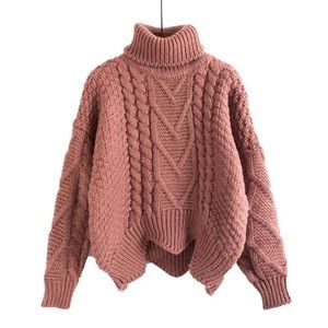 Dusty rose oversized cropped turtleneck size S